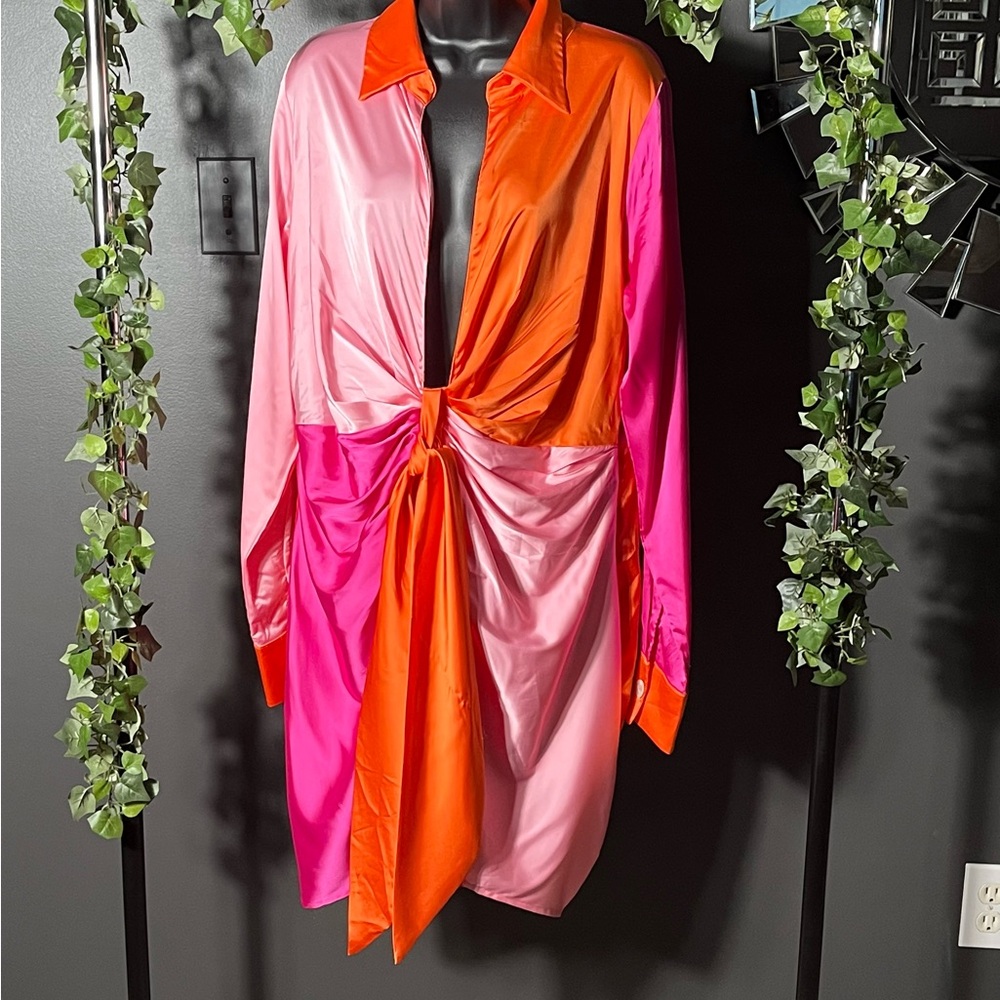 Fashion Nova Colorblock Dress, NWT.